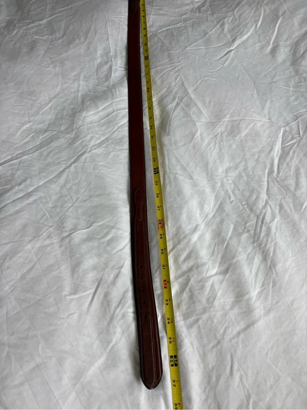 Classic Brown Leather Women's Belt with Brass-Tone Buckle Western simplicity